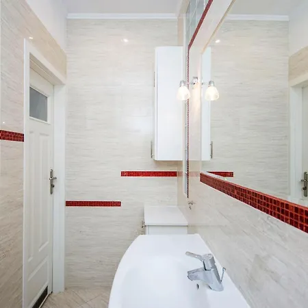 Marry Rentyear Apartments 公寓 索波特